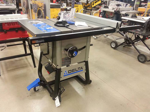 Contractor Table Saws