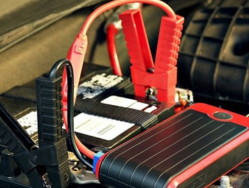 How Does a Portable Jump Starter Work?